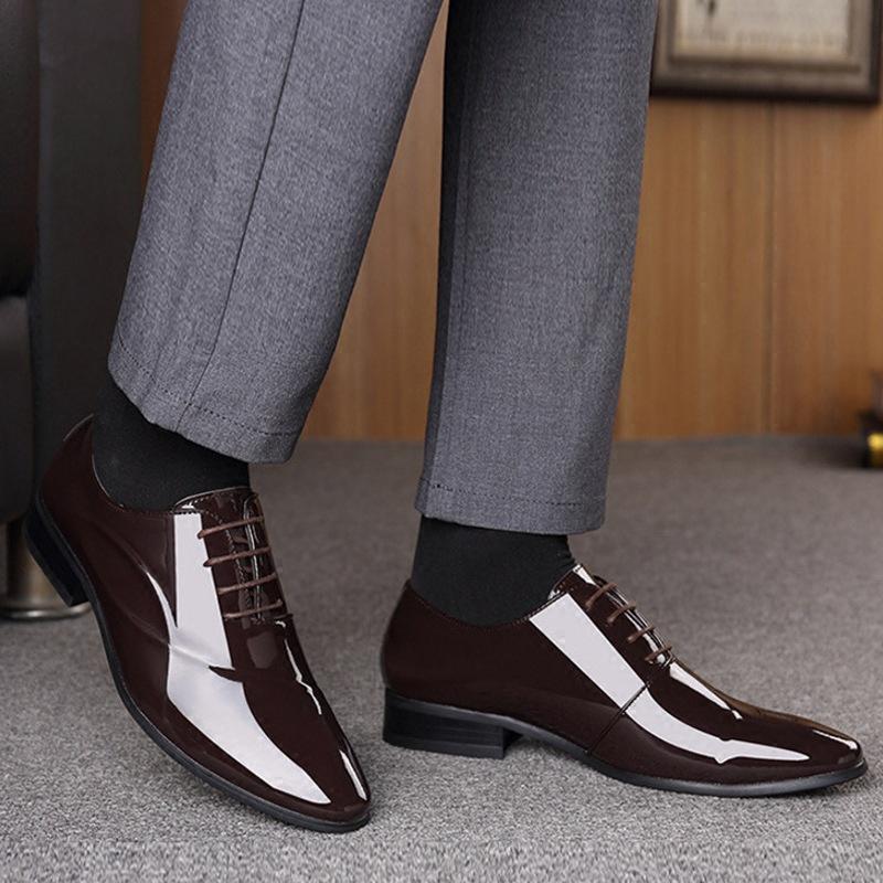 Autumn new men's business dress pointed patent leather shoes youth versatile lace-up large size men's shoes groom wedding shoes
