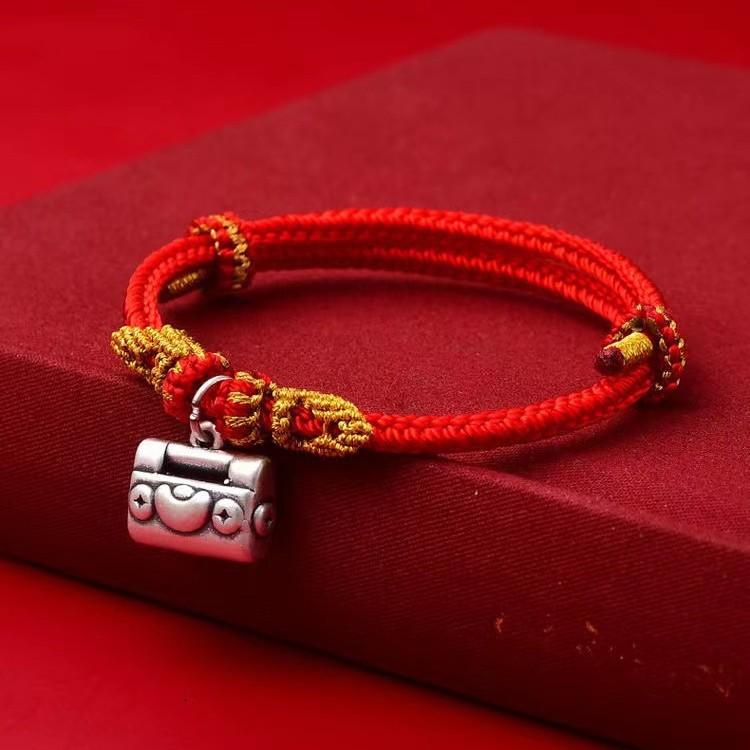 Hand-Woven Wenchang Bergamot Red Rope Bracelet, Natal Year Red Rope Removable Beaded Pendant, Finished Rope