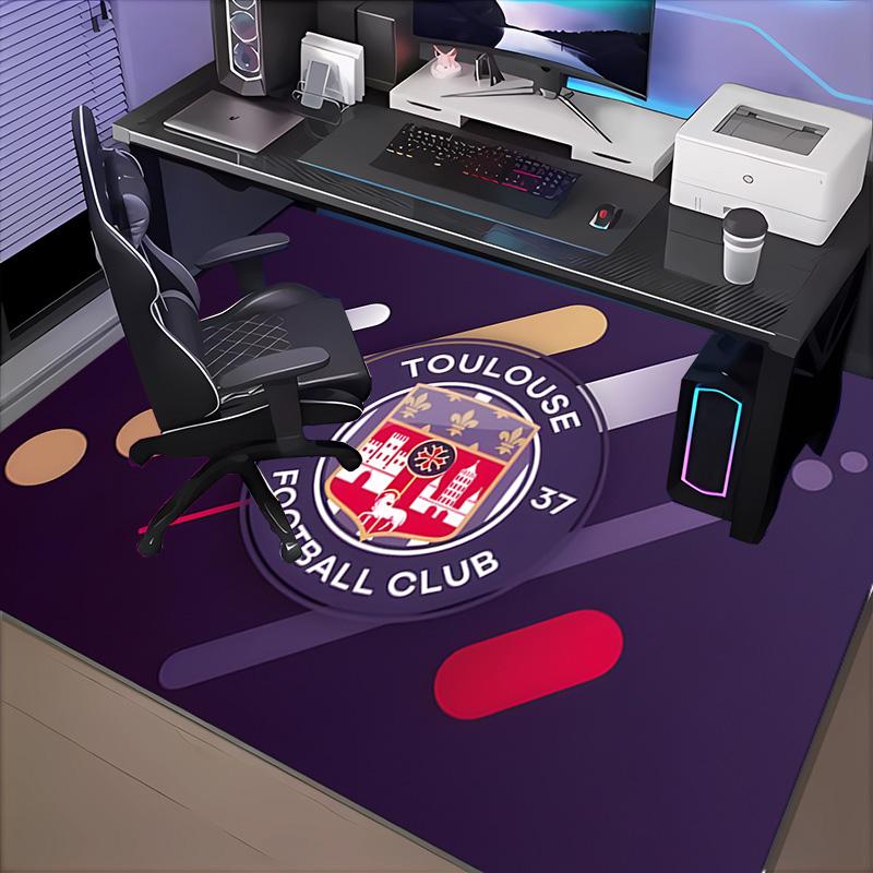 1PC Toul-ouse Crest Design Floor Mat for Living Room, Game Rooms, Office, Bedroom, Office Floor Mat Playful Design, Christmas Fan Gifts