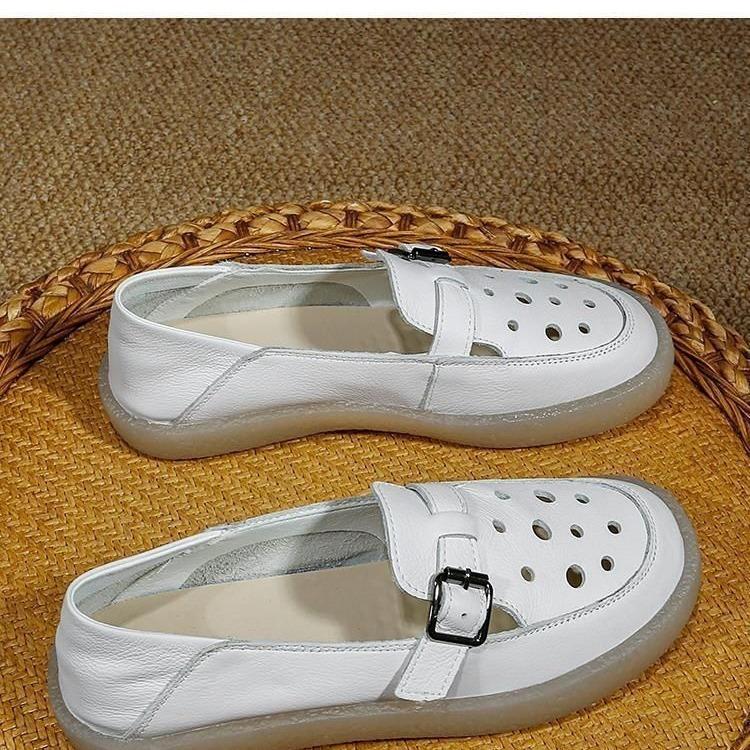 

Guofeng Internet celebrity white shoes women s mesh lightweight nurse women s shoes spring and summer wear-resistant buns Doudou shoes women 40 білий