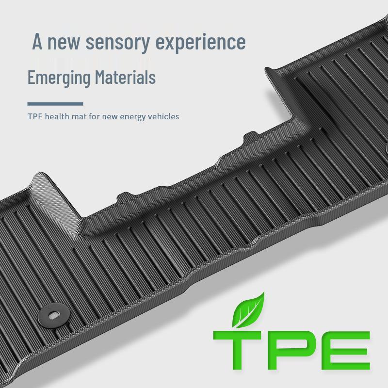 Eco-friendly TPE floor and trunk mats for the 2023 Honda Pilot.
