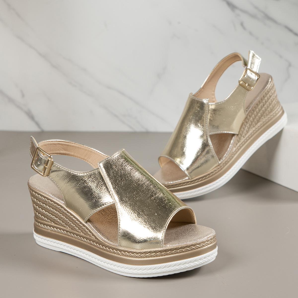 

2025 summer new hollow fish mouth wedge heel sandals women s large size 4243 buckle fashion platform sandals 36 золотой