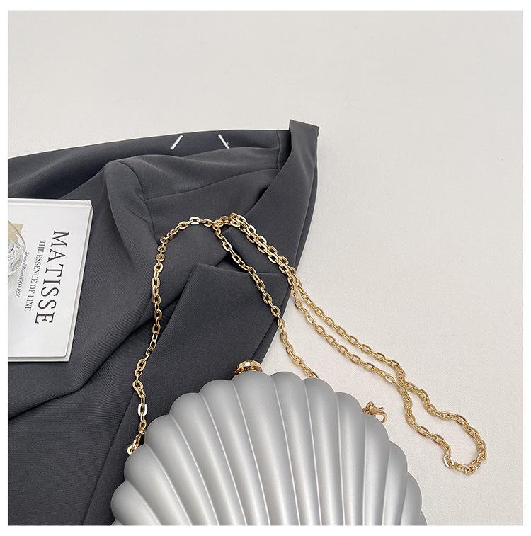 Acrylic Evening Clutch: European & American Style Crossbody Chain Bag for Women