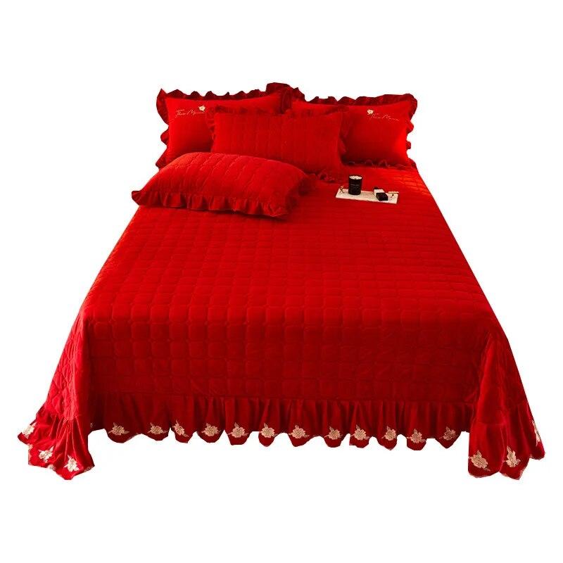 Thick Velvet Bedspread and Pillowcase Queen King Double Coverlet Quilted Soft Bed Sheet Embroidery Ruffle Skirt