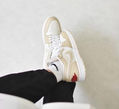 Jordan 1 Low SE Sail Rattan - FB7168-121