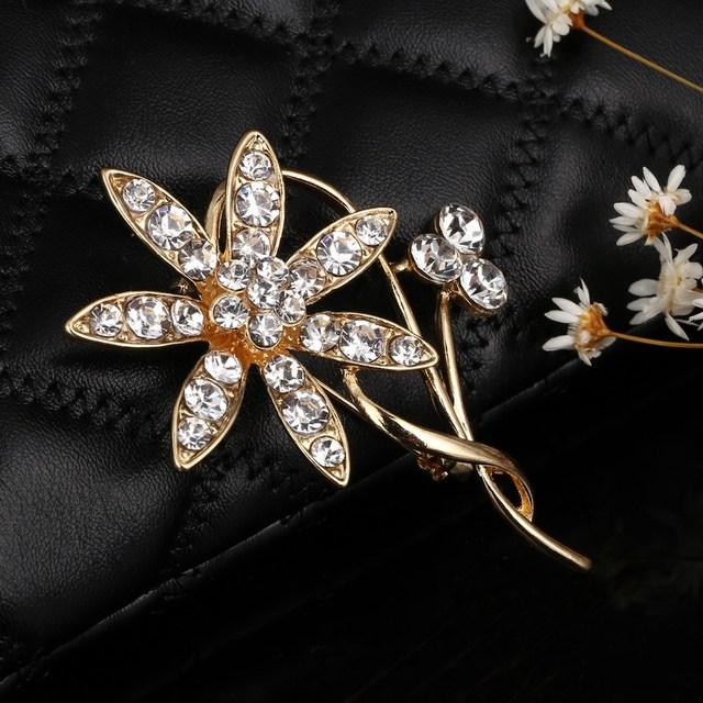 Hesiod Delicate Crystal Stone Rhinestone Pin Brooch Banquet Jewelry Simulated Pearl Goldfish Brooches Pins Wedding Occasion Party Event Wedding