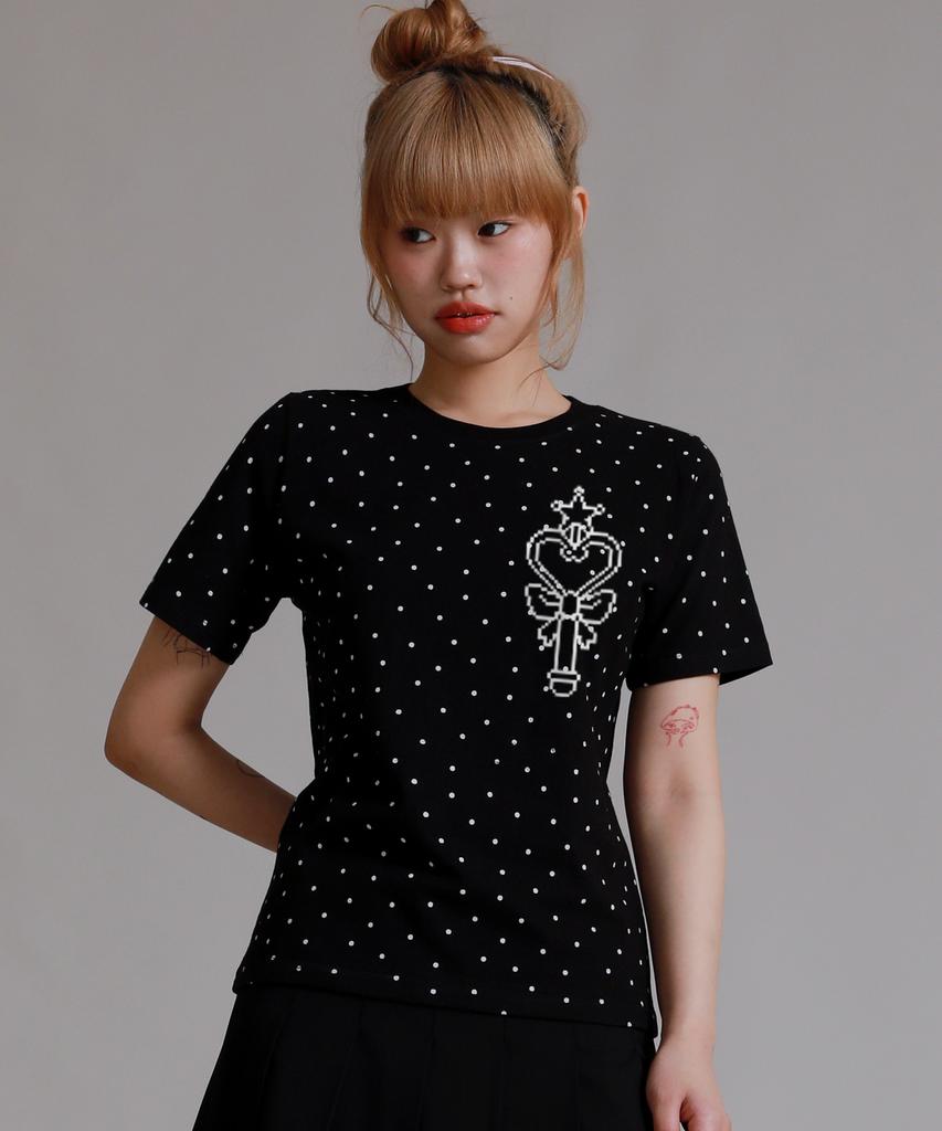 LIKE THE MOST Pixelly Magic Stick Dot Regular Short Sleeve T-Shirt_2 Colors