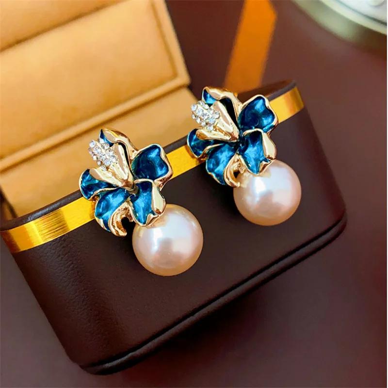 

Three Color Big Imitation Pearl Flower Stud Earring for Women Black White Geometry Zircon Accessory Wedding Christmas Gift