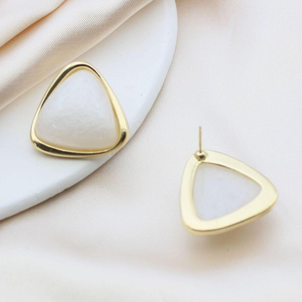 Korean Style Candy Color Resin Oval Stud Earrings - Sweet, Simple, Versatile, Fairy Fresh Design