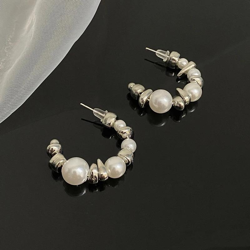 

Новые трендовые нерегулярные C-образные серьги для женщин, модные дизайнерские жемчужные геометрические серьги, ювелирные изделия