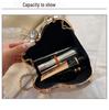 Elegante herzförmige Abendtasche mit Kette – vielseitiges und stilvolles Design