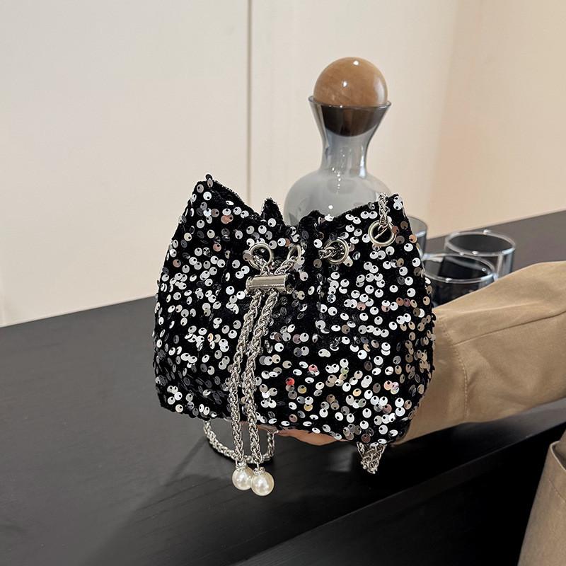 Street Style Bucket Bag For Women With Drawstring Closure And Padded Superfiber Material