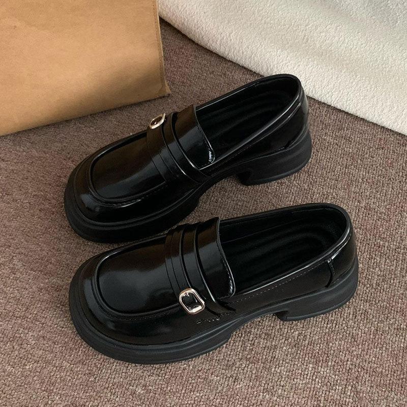 

Коричневые ретро туфли на платформе, маленькие кожаные туфли, женские весенние новые лоферы на одной педали 40 чёрный