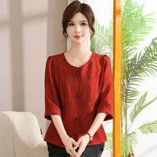 

Chic Age-Defying Summer T-Shirt for Middle-Aged and Elderly Women - Fashionable Seven-Sleeve Design 3XL вина червоного кольору