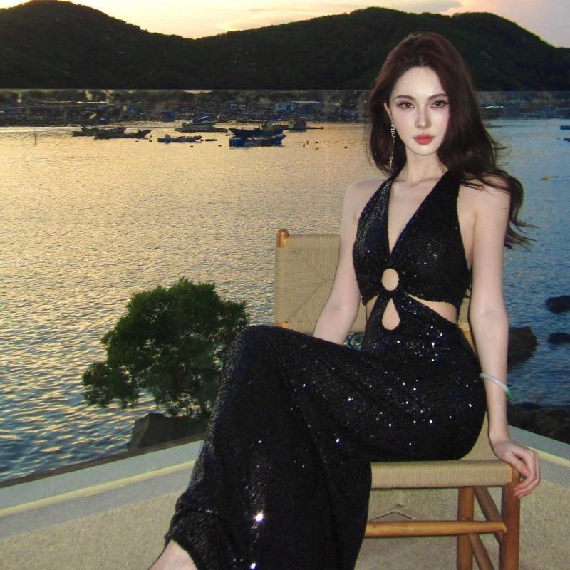 

Black Sequined Mermaid Ji Small Dress Dress High-end Light Luxury Hollow Neck Halter Dress Birthday Dinner S чёрный