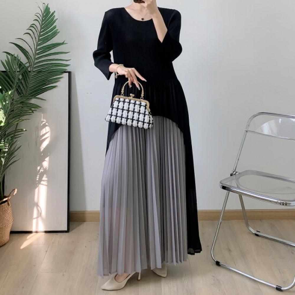 Plara Pleated Color Light Dress