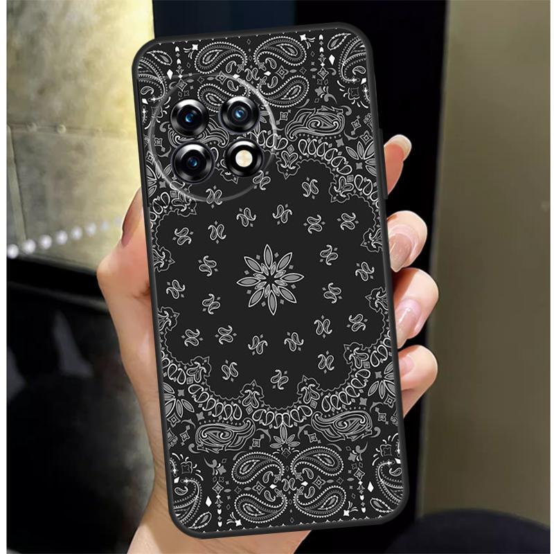 Paisley Bandana Cover For OnePlus 13 13R 12 12R 11 10 Pro 8T 10T OnePlus Nord 4 CE 2 3 Lite N10 N20 N30 Case