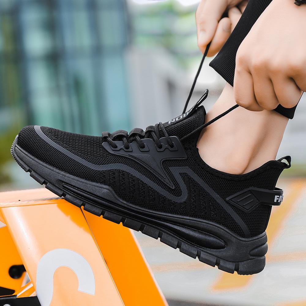 Summer New Men's Sports and Leisure Shoes Korean Version of Fly-woven Breathable Soft-soled Comfortable Men's Running Shoes