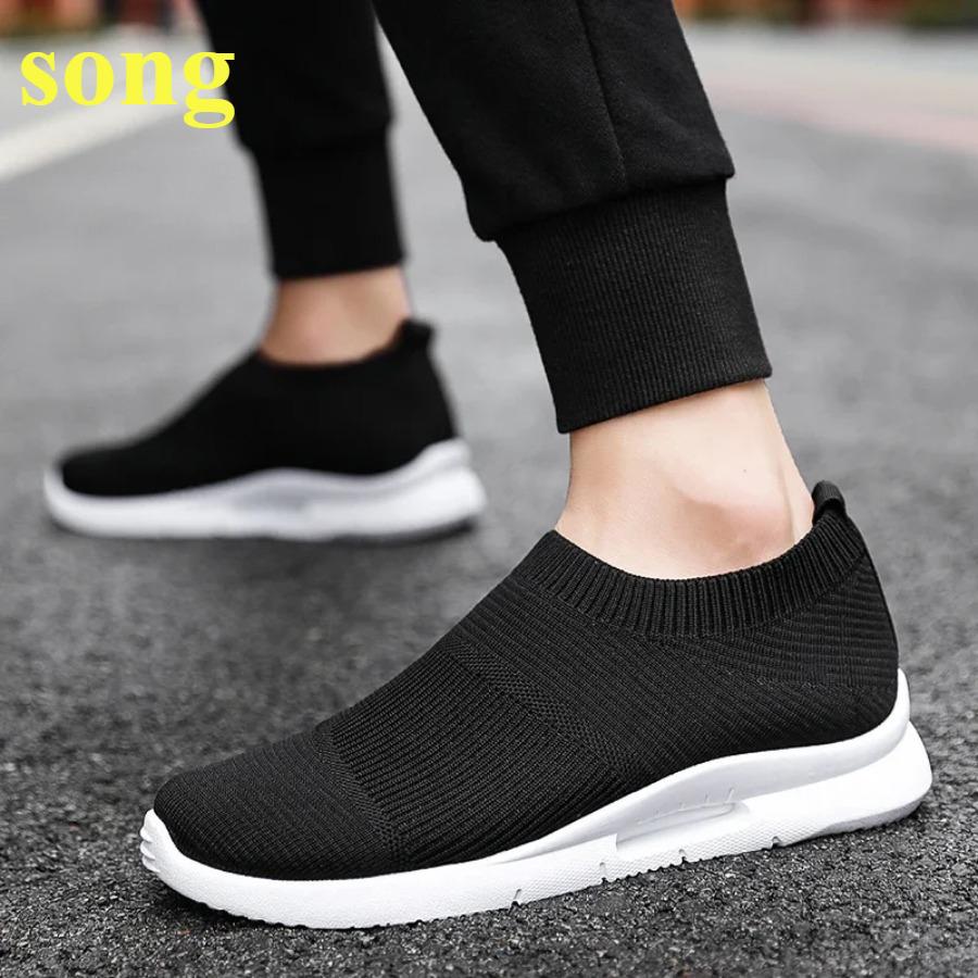 

2025 new Men Light Running Shoes Jogging Shoes Breathable Man Sneakers Slip on Loafer Shoe Men s Casual Shoes Size men shoes 39 білий