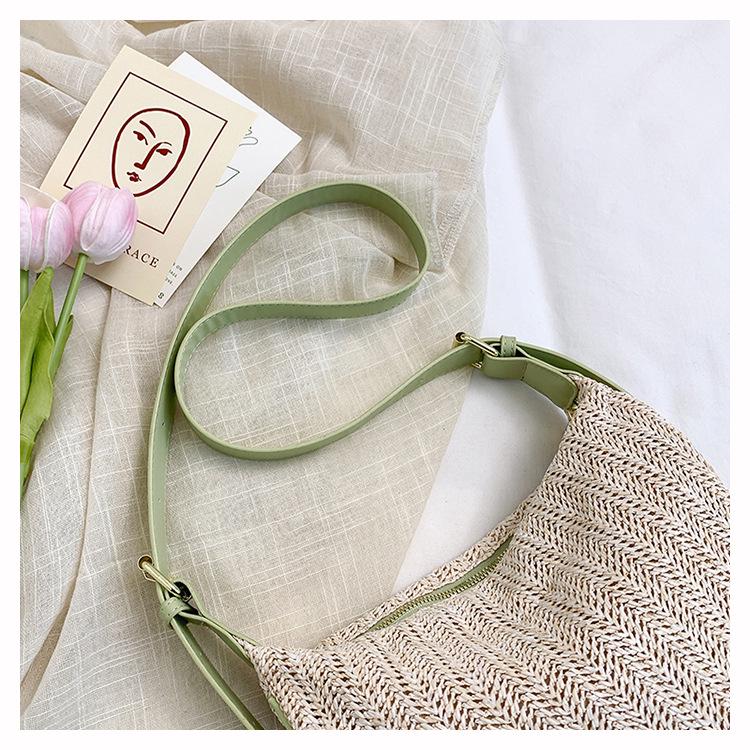 High-End Straw Woven Crescent Shoulder Bag: Fashionable, Pastoral Style, Hollowed-Out Versatile Handbag/Crossbody Bag for Casual Travel