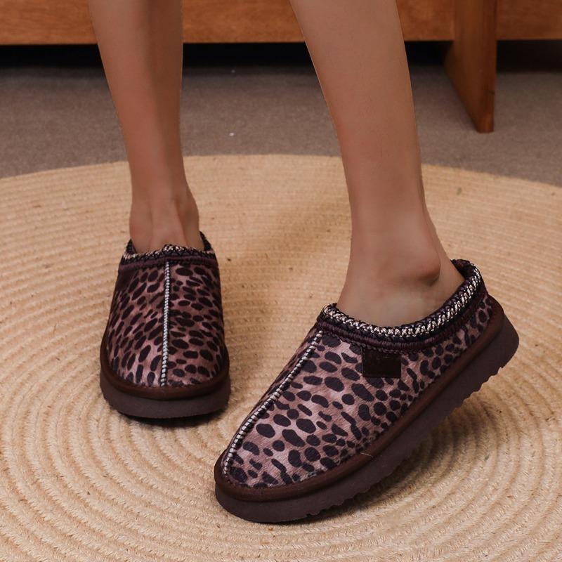 Mote Dame Snø Ankelstøvletter 2024 Nye Bomullssko Vinter Slip-on Komfortable Fortykket Luv Utendørs Varme Støvler Damesko for Kvinner