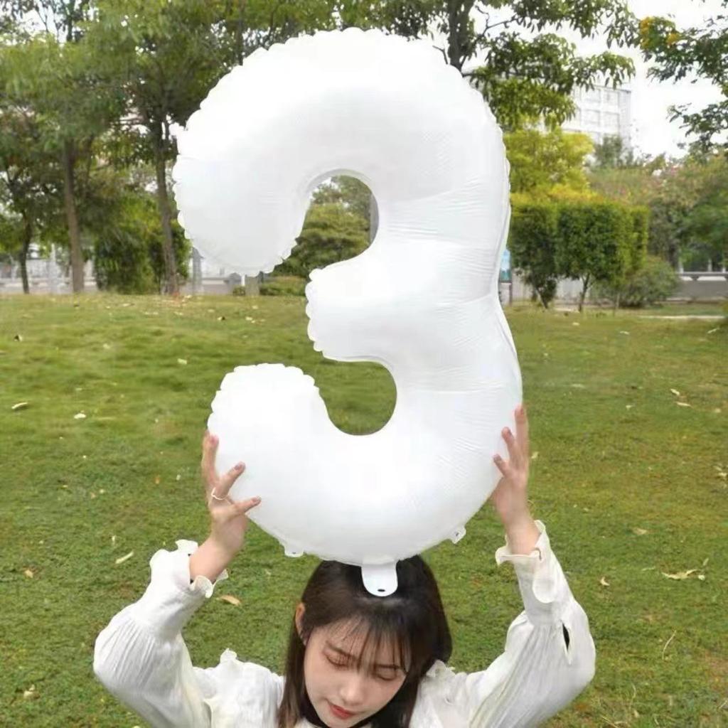 32-Inch Large White Number Aluminum Foil Balloons for Children's Birthday and Party Decorations