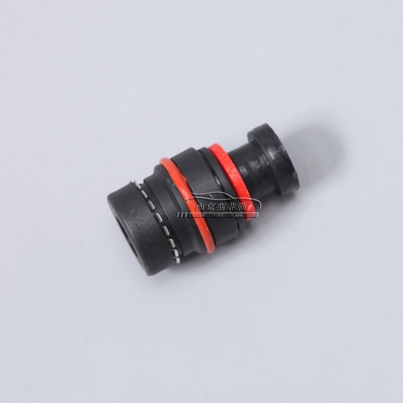 (1pcs) 2 models Camshaft cover check valve for Chinese SAIC ROEWE 750 MG7 2.5L V6 engine Auto car motor parts LZN100220