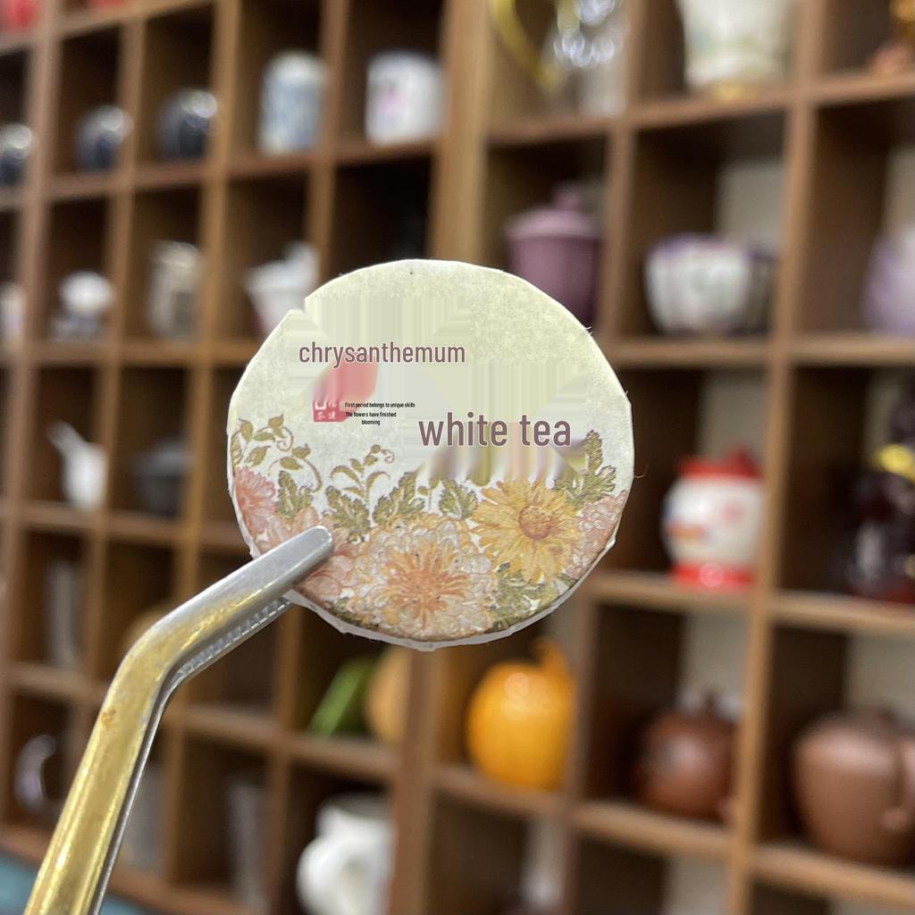 Assorted Mini Tea Cakes: 40 Varieties of Yunnan Pu-erh, Ripe, Glutinous Aroma, White, and Black Tea