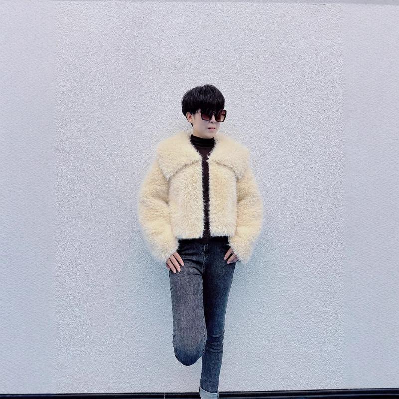 Fur integrated jacket women's winter new fashion versatile environmentally friendly short Mao Mao jacket
