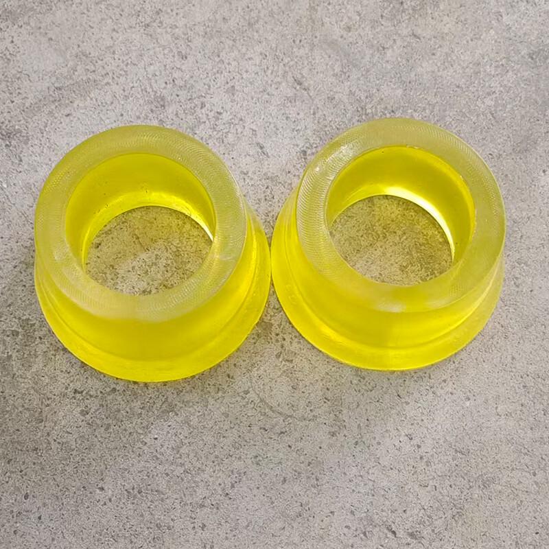 Qing An Transfer Case Bracket Bushing Set