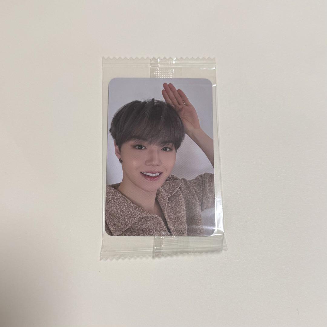 

[USED] Treasure Doyoung trading cards