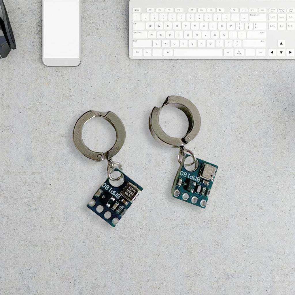 Cyberpunk Alien Circuit Earrings Futuristic Drop Earrings Cuff Earrings Alloy Texture for Science Fiction Enthusiasts