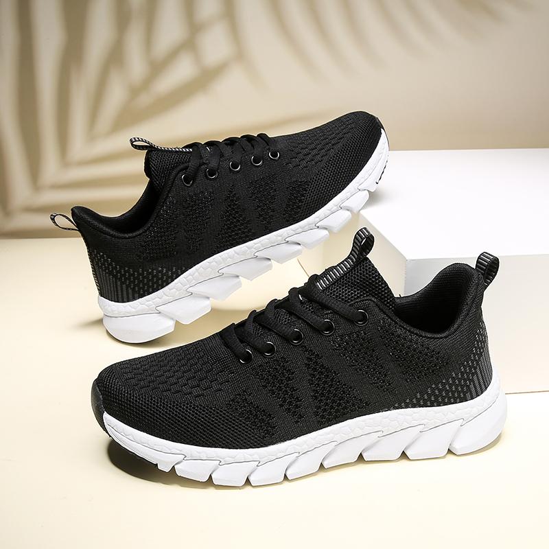 Women Large Size 42 Lightweight Breathable Mesh Shoes Fashion Casual All Wear Anti-slip Sports Shoes Summer Platform Training