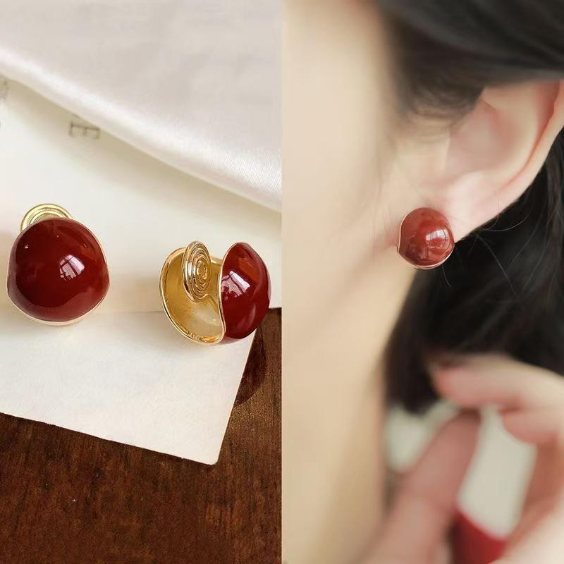 Koreanischer Stil Nicht-Piercing Ohrclip mit langem Quaste, Perlmutt Schmetterlings Design für Damen - High-End, Coole Mode.