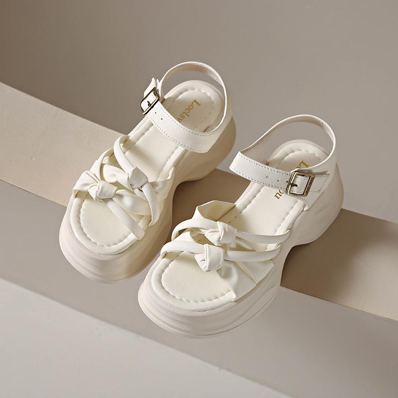 Sandals Women's Summer 2025 New Super Fire Casual Fashion Non-slip Comfortable Versatile Soft Bottom One-word Buckle Skirt