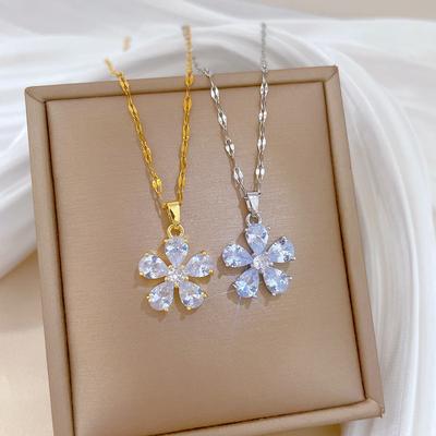 Five-Petaled Flower Light Luxury Temperament Gorgeous Full Diamond Necklace Female Versatile Collarbone Chain Titanium Steel Chain