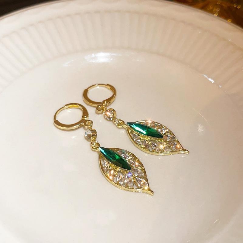 עגילים ירוקים עם מתנות תכשיטי אירוסין לחתונה אופנה וטמפרמנט לנשים