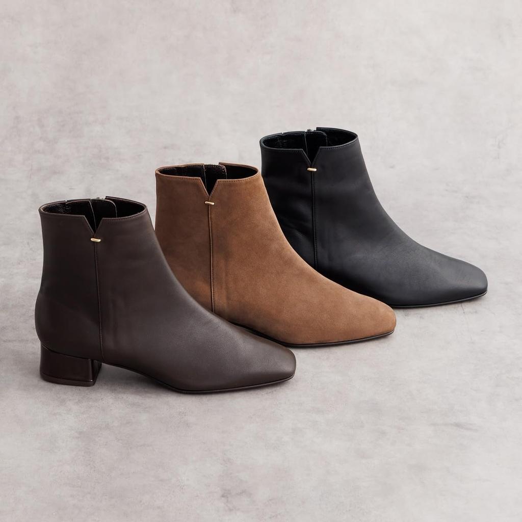 Genuine Leather Cushioned Warm Boots Made In Japan by HIMIKO. Side-cut Metal Point Boots, Size 651412, Black, Size 235.