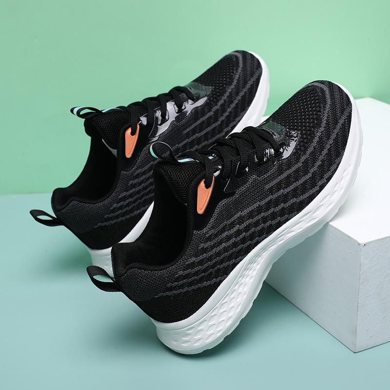 Simple casual comfortable sports shoes gradual change purple color matching thick sole comfortable commuting outdoor breathable mesh flying woven shoe