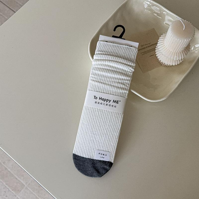 

Женские осенние простые и удобные носки из хлопка «барашек» с микродавлением, без косточек, с цветной вставкой 1 pair белый