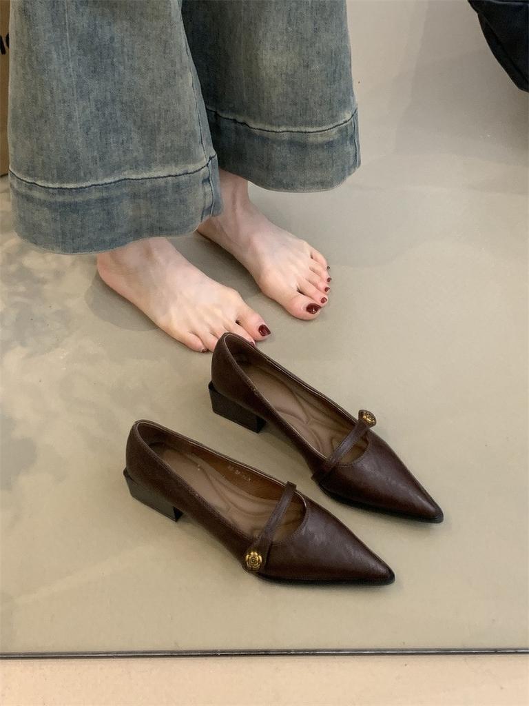 New camellia versatile pointed head light mouth high heel commuter shoes black thick heel Mary Jane shoes