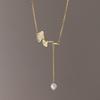 Copper-Plated Gold Pendant with Zircon, Ginkgo Leaf, and Pearl Necklace - High-End Celebrity Style Accessories