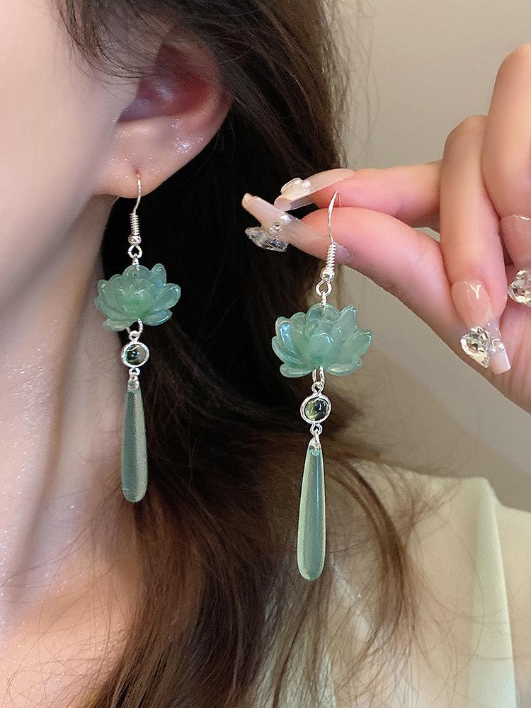 2025 High-End Lotus Drop Earrings: Chinese Hanfu-Inspired Jewelry for Women