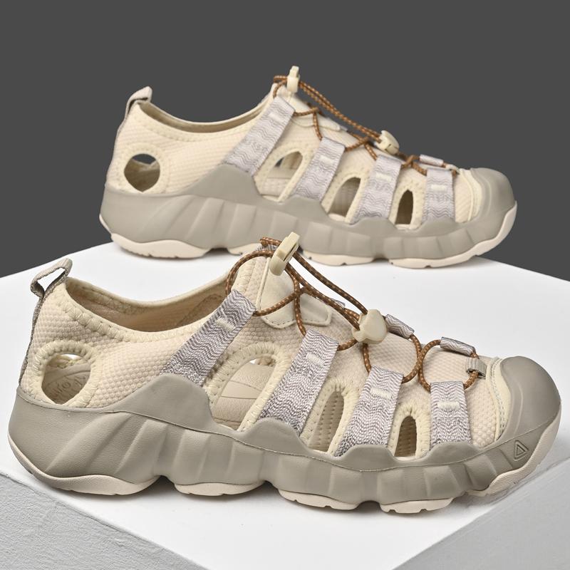 Fashion New Summer Men Comfort Sandals Hollow Out Breathable Flats Leather Casual for Driving Shoes Beach Vacation Soft Sole Men Sandal