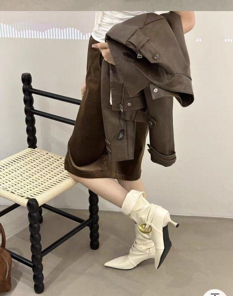 Koreanische Retro Spitzstiefel: Wildleder Stiletto Mid-Calf mit Metallschnalle, Herbst/Winter Kollektion 2025