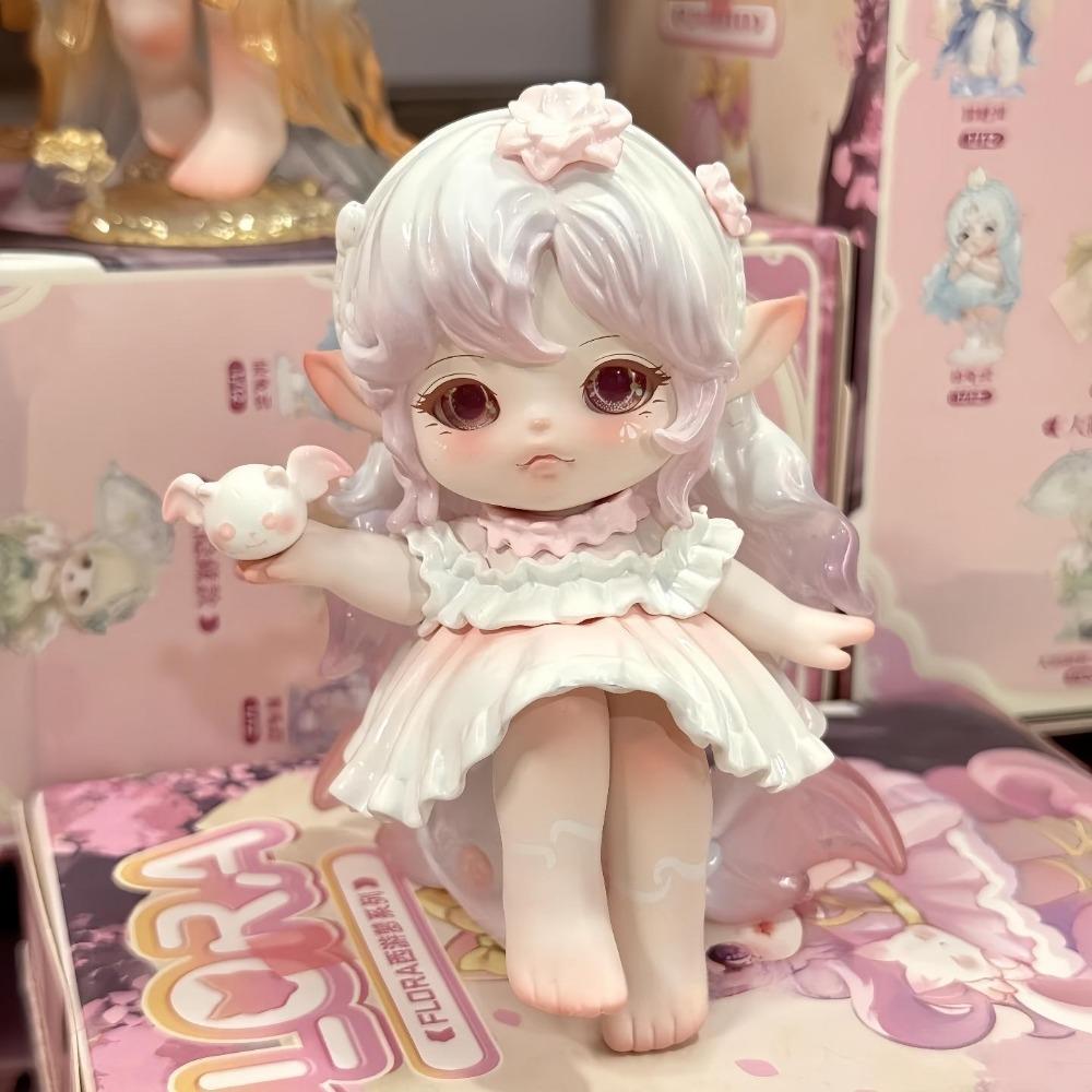 Raktáron Flora Utazás a Nyugathoz Álom Vakdoboz Eredeti Divatos Aranyos Babák Figurák Asztali Díszek Ajándékok Lányoknak