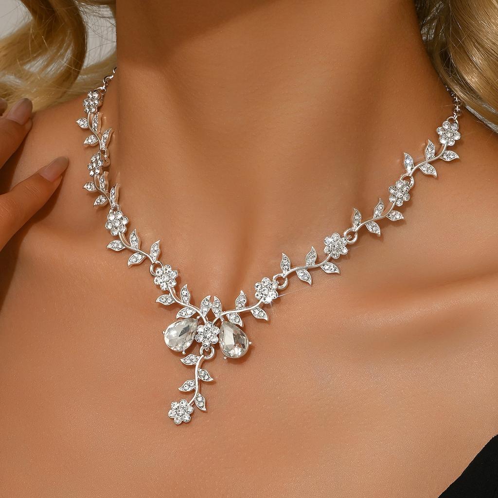 Colar de Pérola Flor com Diamantes Francês Moda Luxo Leve Corrente para Clavícula Joias de Nicho de Alta Qualidade Acessórios