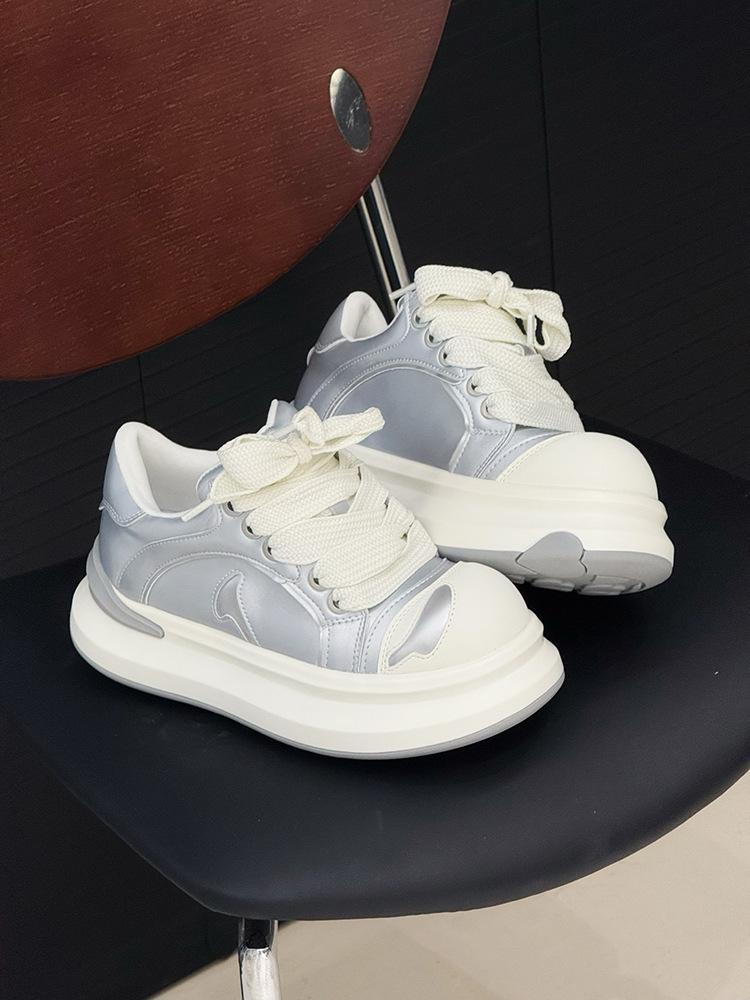 

Niche design board shoes women s little white shoes 2025 spring new color matching Guochao casual sports shoes super fire moral training shoes 40 серебряный
