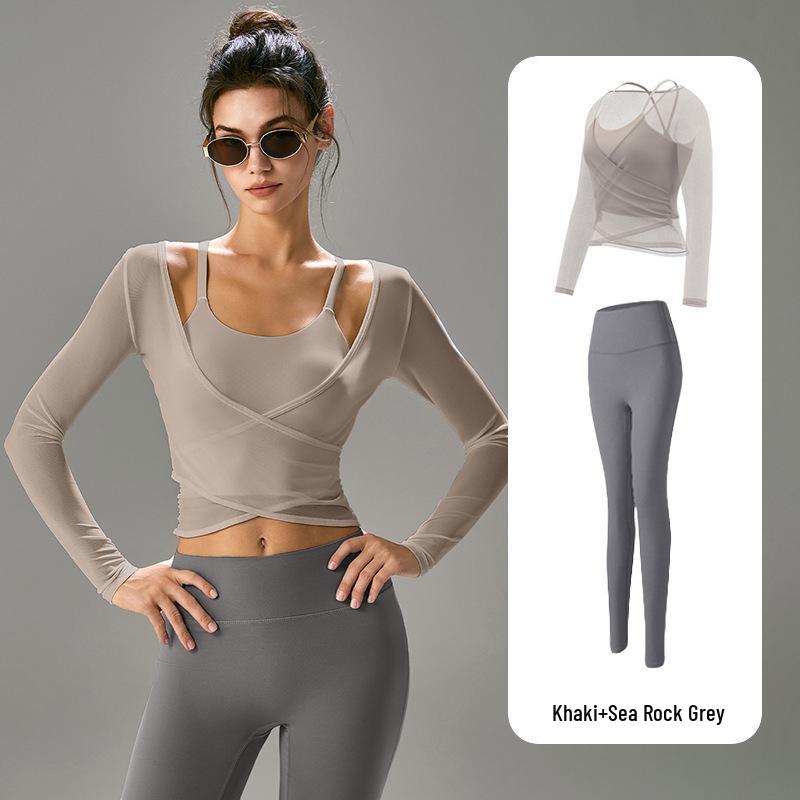 Women's Professional Yoga Set: Long Sleeve, Waist-Cinching, Slimming Two-Piece for Pilates with Chest Pads.