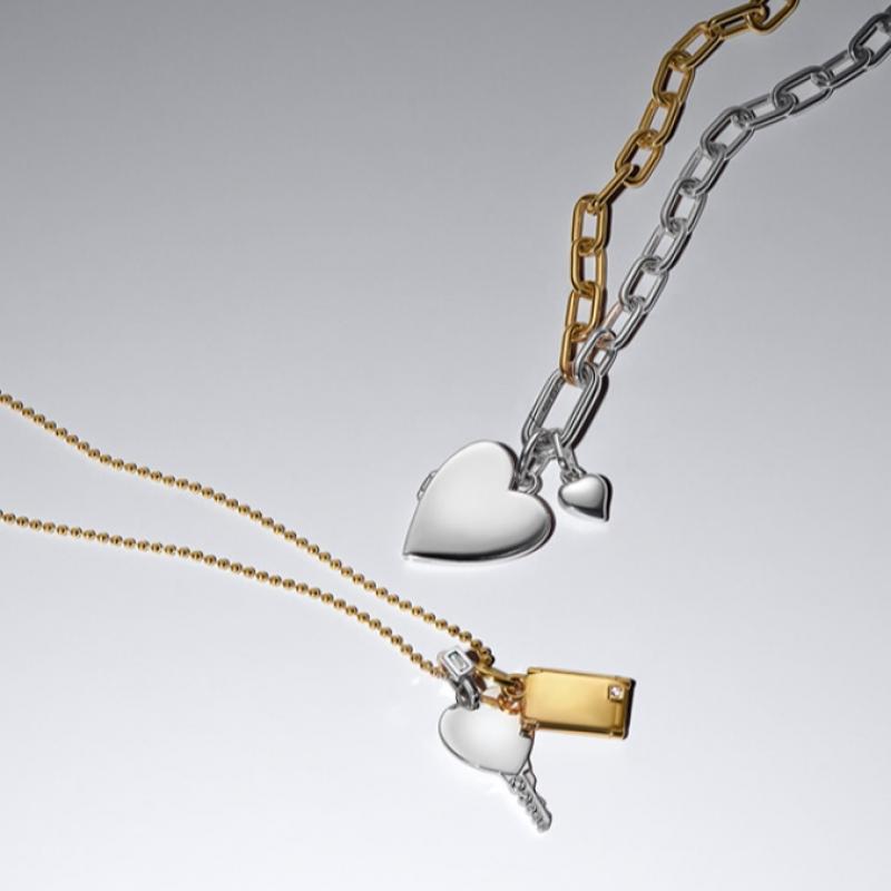 Pandora Ingraved Heart Key Pendant 394353c01